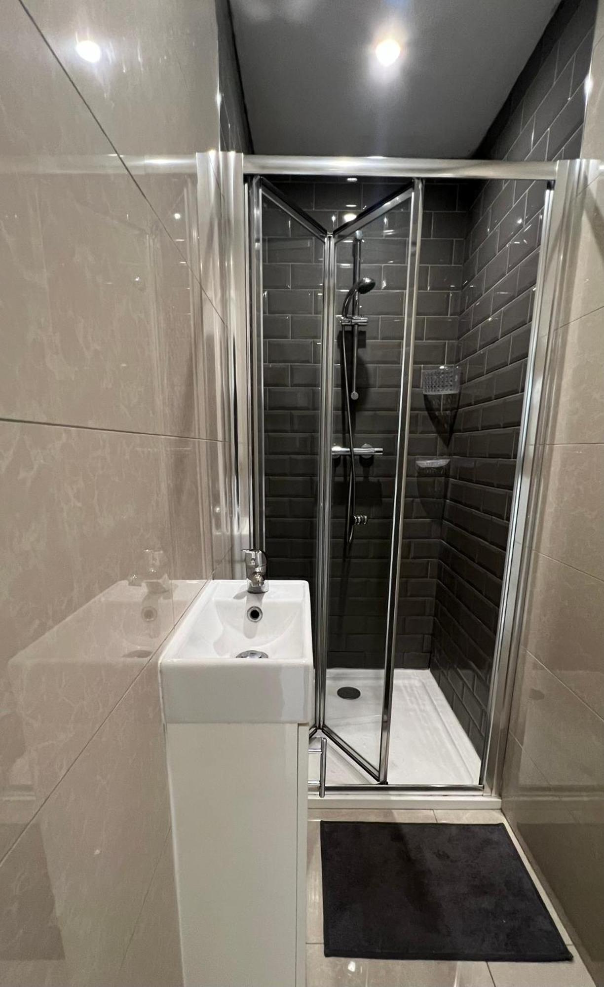 Lovely Home In Kimmage, Dublin Exteriör bild