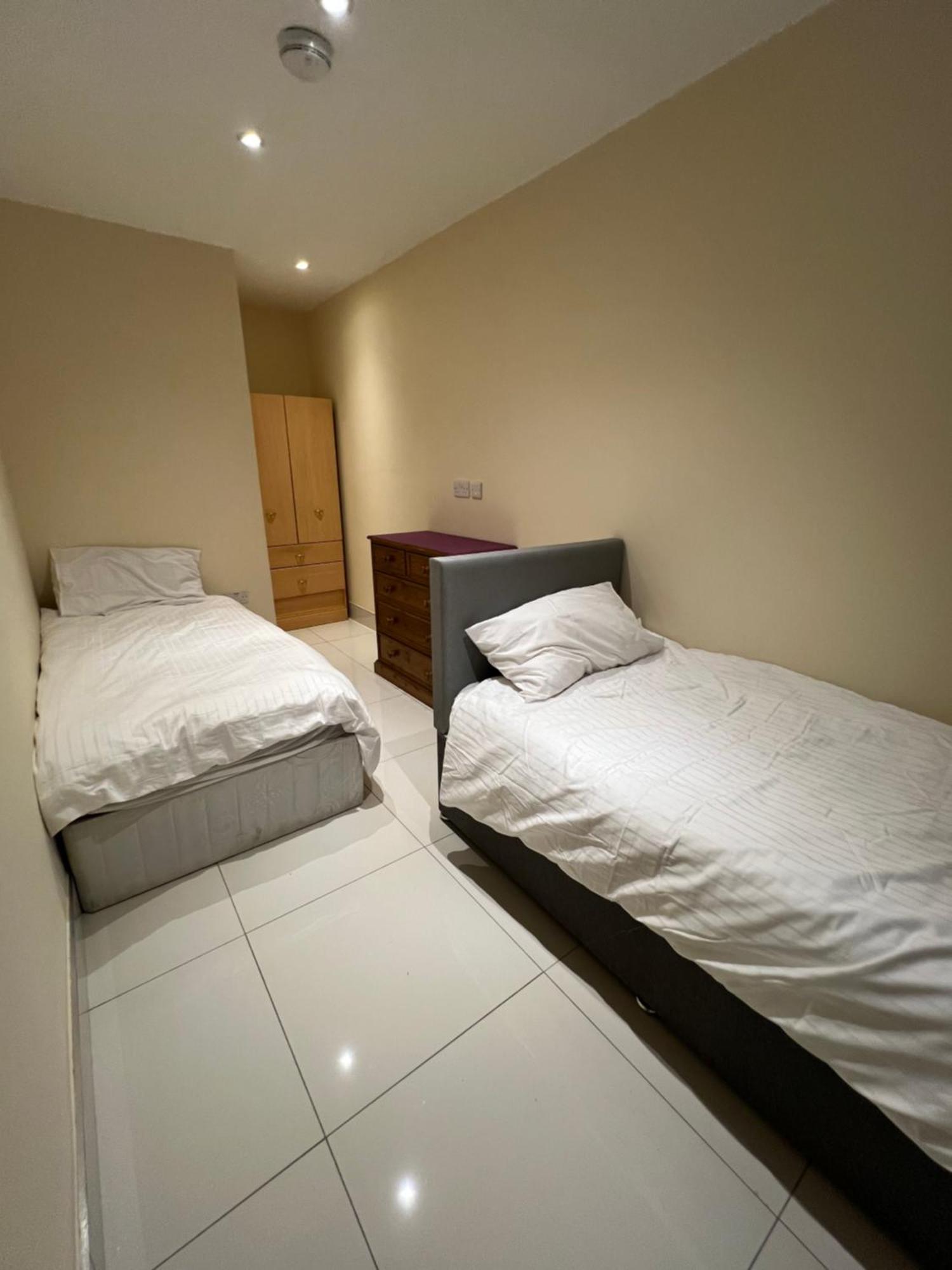 Lovely Home In Kimmage, Dublin Exteriör bild